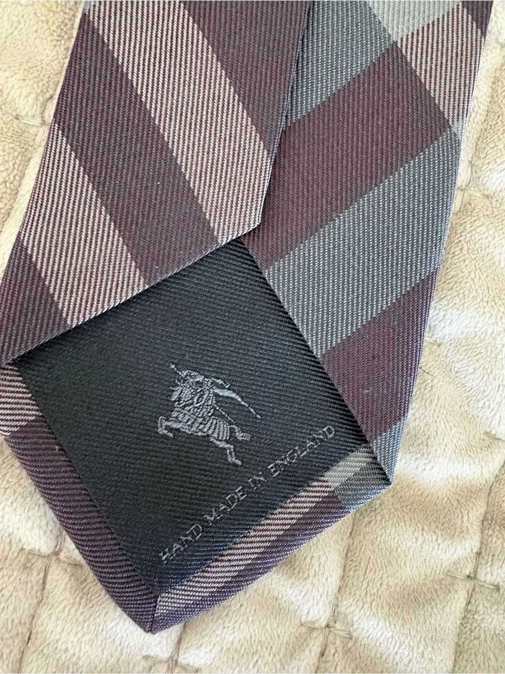 Men’s Burberry Tie